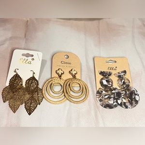Assorted fashion earrings